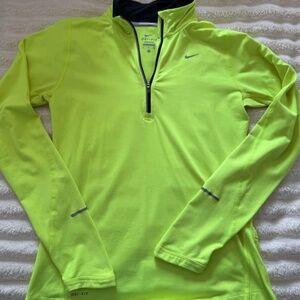 Nike 1/2 zip top